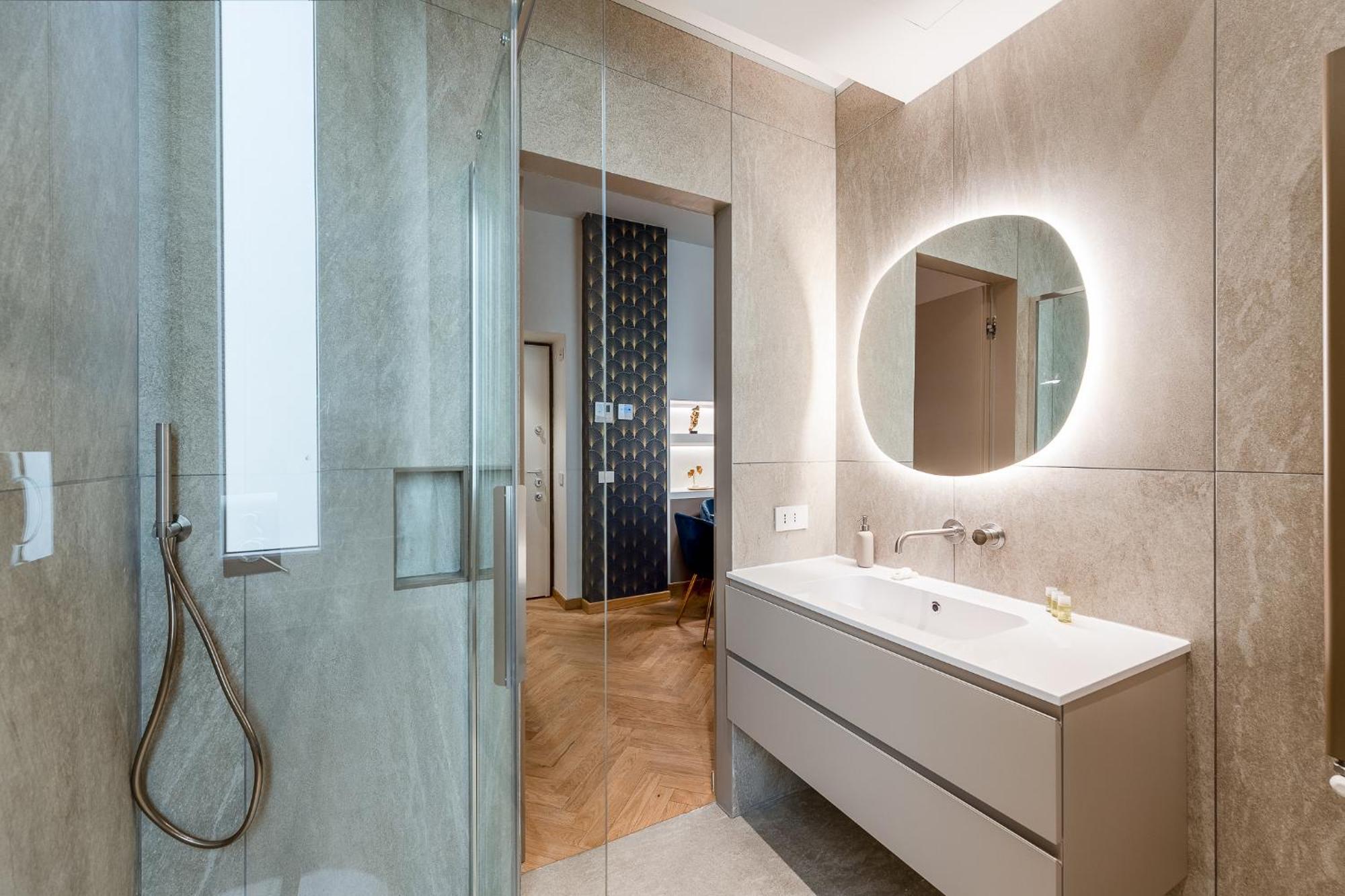 Luxury - Near Stazione Milano